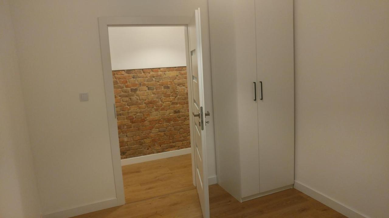 Ferienwohnung Apartament Wybickiego Posen Exterior foto